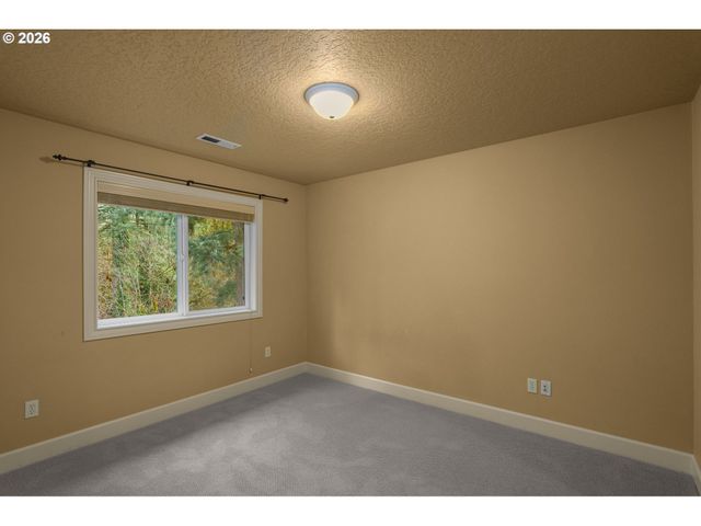 18278 Sw SANTORO Dr, Beaverton, OR 97007