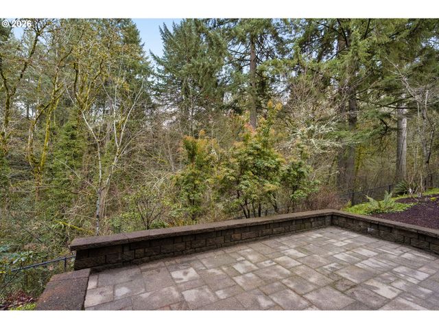 18278 Sw SANTORO Dr, Beaverton, OR 97007