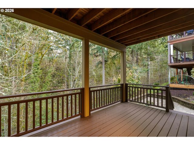 18278 Sw SANTORO Dr, Beaverton, OR 97007