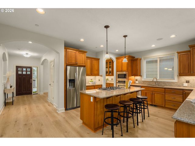 18278 Sw SANTORO Dr, Beaverton, OR 97007