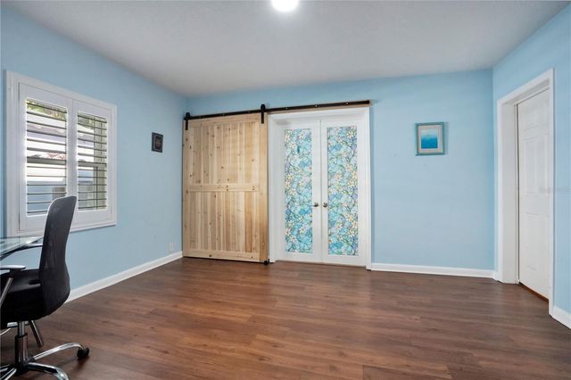 145 27TH AVENUE N, St Petersburg, FL 33704