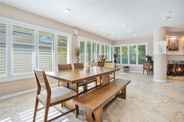 145 27TH AVENUE N, St Petersburg, FL 33704