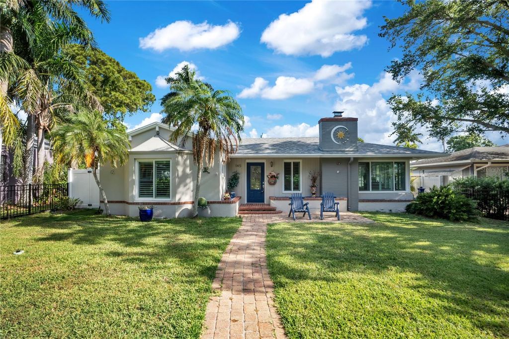 145 27TH AVENUE N, St Petersburg, FL 33704