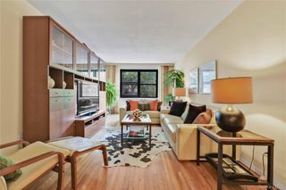 140-08 28th Road 1C, Flushing, NY 11354