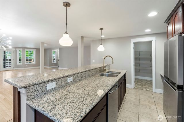 5633 Lake Saint Clair Drive SE, Olympia, WA 98513