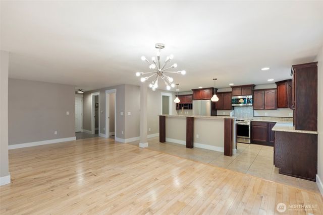 5633 Lake Saint Clair Drive SE, Olympia, WA 98513