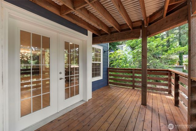 5633 Lake Saint Clair Drive SE, Olympia, WA 98513
