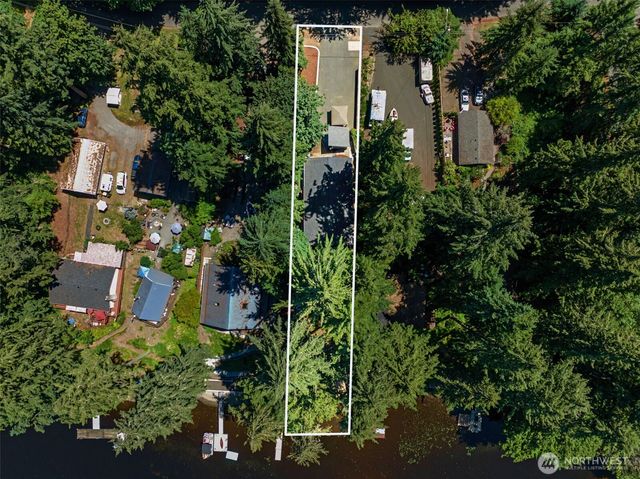 5633 Lake Saint Clair Drive SE, Olympia, WA 98513