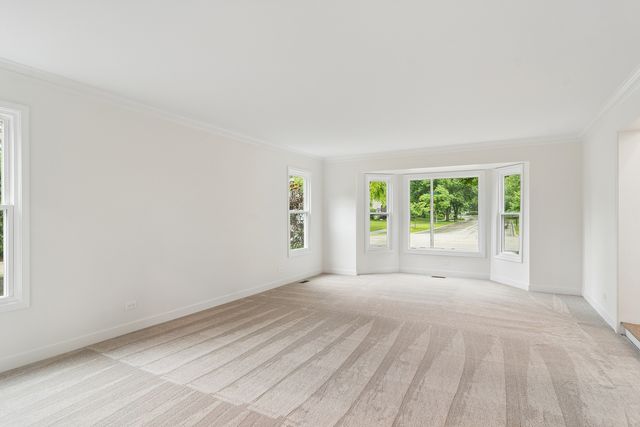 4124 N Harvard Avenue, Arlington Heights, IL 60004