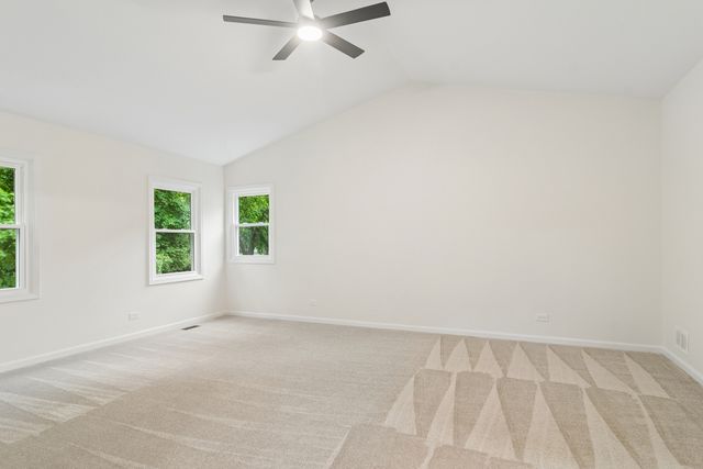 4124 N Harvard Avenue, Arlington Heights, IL 60004