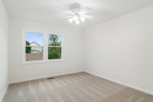 4124 N Harvard Avenue, Arlington Heights, IL 60004