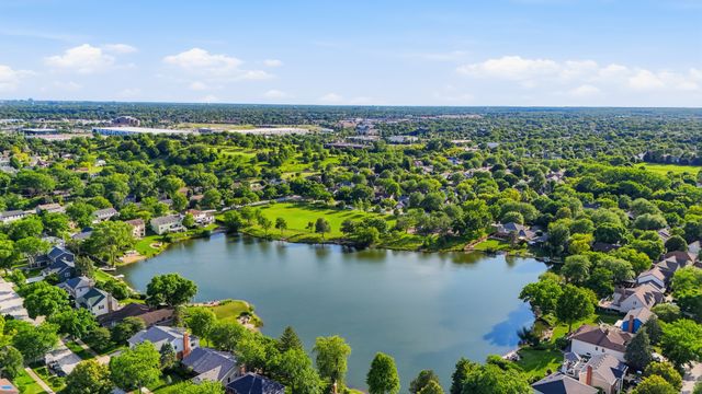 4124 N Harvard Avenue, Arlington Heights, IL 60004