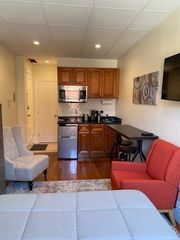 302 Newbury 06, Boston, MA 02115