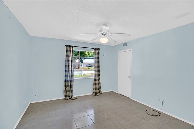 3245 2nd Place, Vero Beach, FL 32968