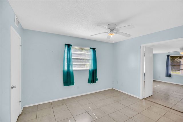 3245 2nd Place, Vero Beach, FL 32968