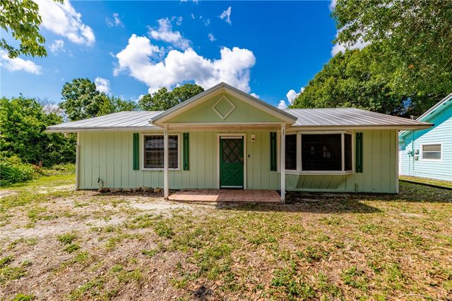 3245 2nd Place, Vero Beach, FL 32968