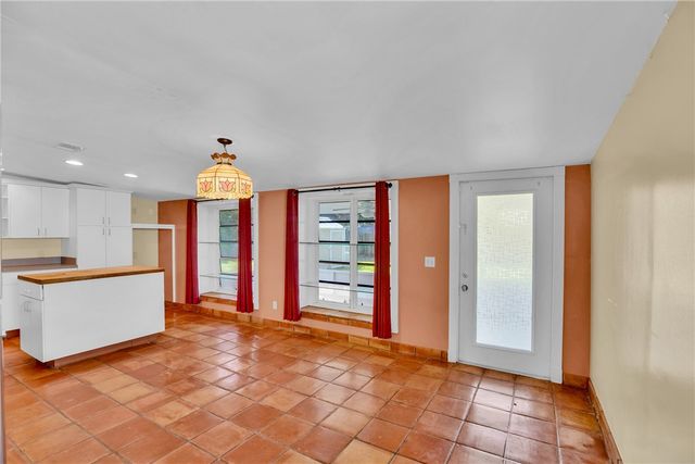 3245 2nd Place, Vero Beach, FL 32968