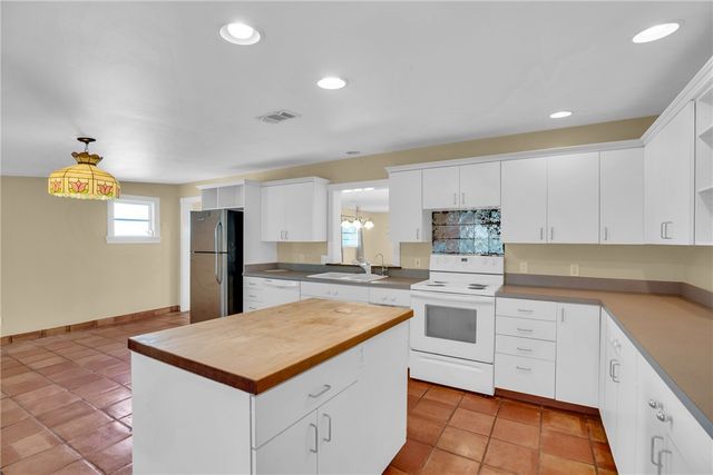 3245 2nd Place, Vero Beach, FL 32968