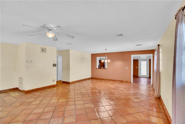 3245 2nd Place, Vero Beach, FL 32968