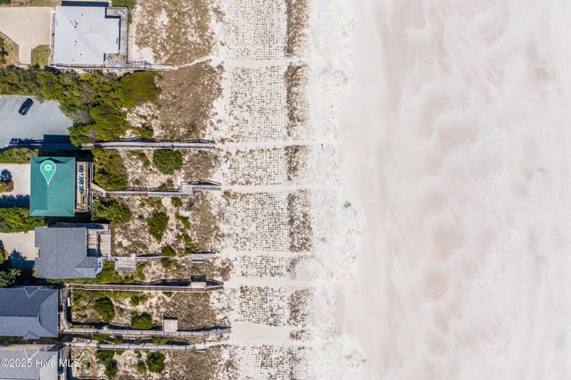 201 S Anderson Boulevard, Topsail Beach, NC 28445