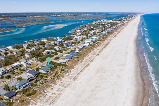 201 S Anderson Boulevard, Topsail Beach, NC 28445