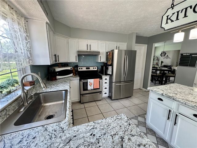 51 Noelle Court, Franklin, OH 45005