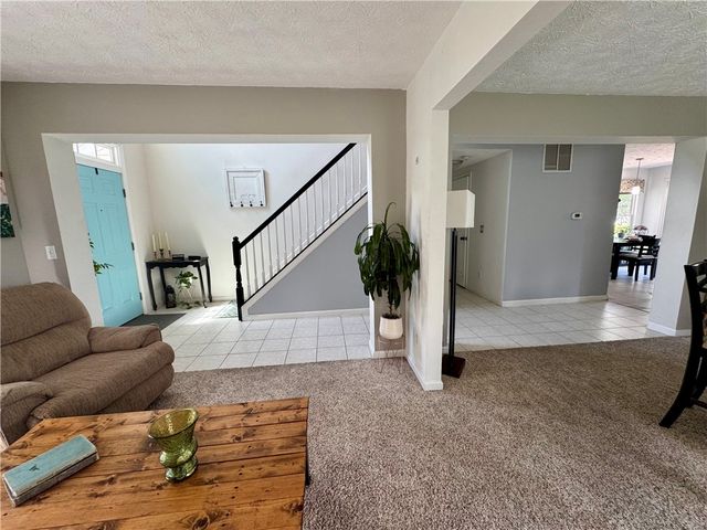 51 Noelle Court, Franklin, OH 45005
