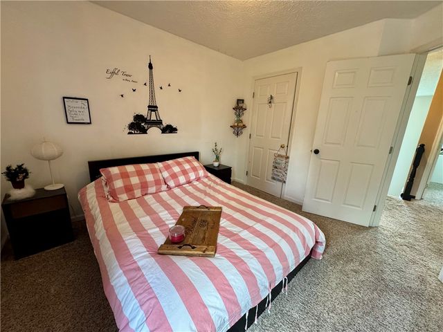 51 Noelle Court, Franklin, OH 45005