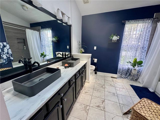 51 Noelle Court, Franklin, OH 45005