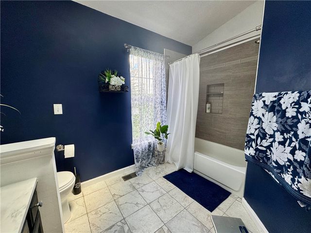 51 Noelle Court, Franklin, OH 45005