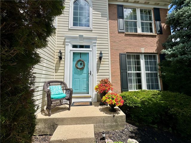 51 Noelle Court, Franklin, OH 45005
