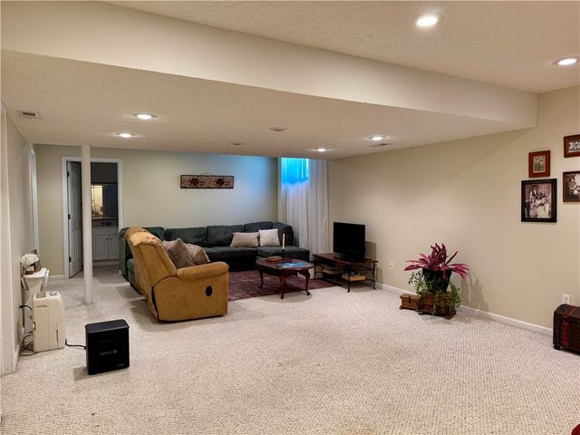 51 Noelle Court, Franklin, OH 45005