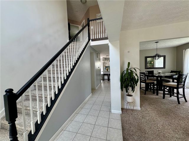 51 Noelle Court, Franklin, OH 45005