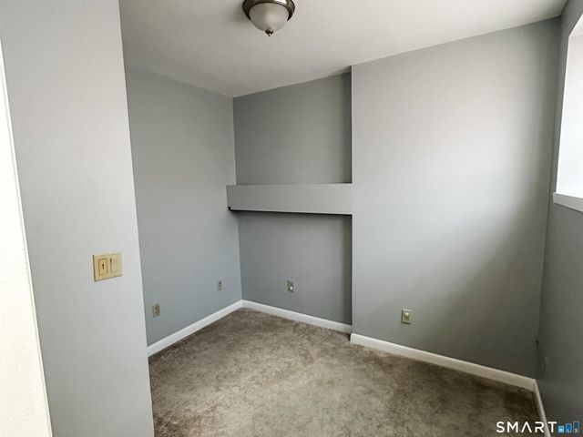 439 Henry Ave Extension, Stratford, CT 06614