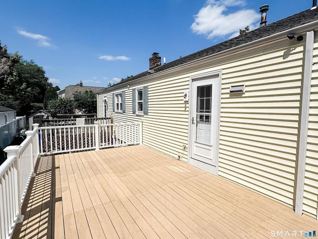 439 Henry Ave Extension, Stratford, CT 06614