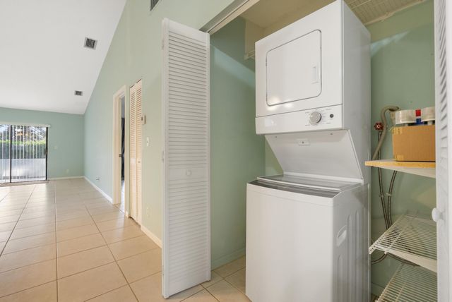 6779 Bridlewood Court, Boca Raton, FL 33433