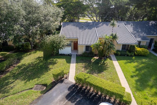 6779 Bridlewood Court, Boca Raton, FL 33433