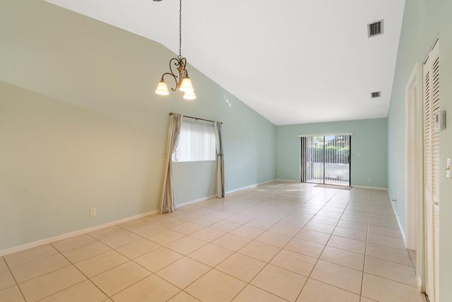 6779 Bridlewood Court, Boca Raton, FL 33433