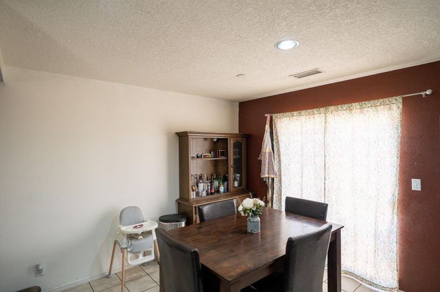 10623 Covert Lane SW, Albuquerque, NM 87121
