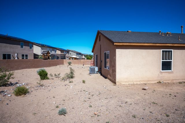 10623 Covert Lane SW, Albuquerque, NM 87121