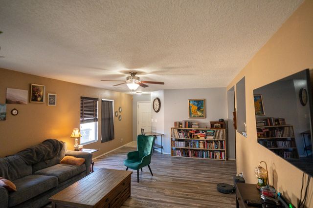 10623 Covert Lane SW, Albuquerque, NM 87121