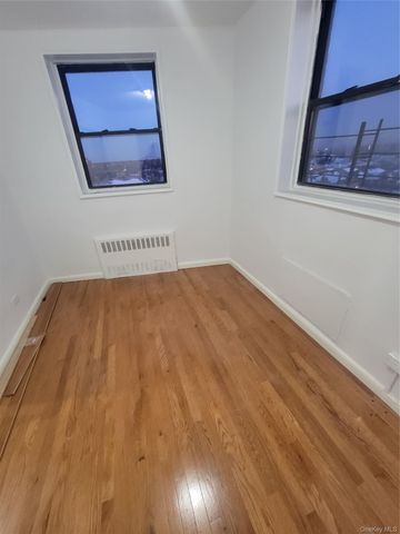 1040 Neilson Street 6G, Far Rockaway, NY 11639