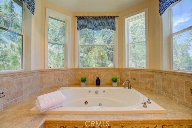 32557 Pine Cone Ct A&B, Running Springs, CA 92382