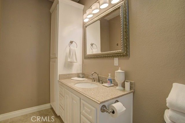 32557 Pine Cone Ct A&B, Running Springs, CA 92382