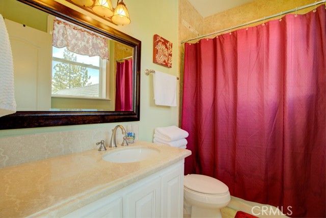 32557 Pine Cone Ct A&B, Running Springs, CA 92382