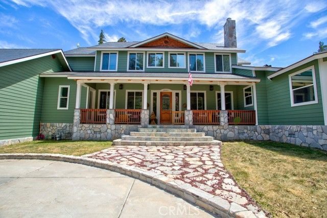 32557 Pine Cone Ct A&B, Running Springs, CA 92382