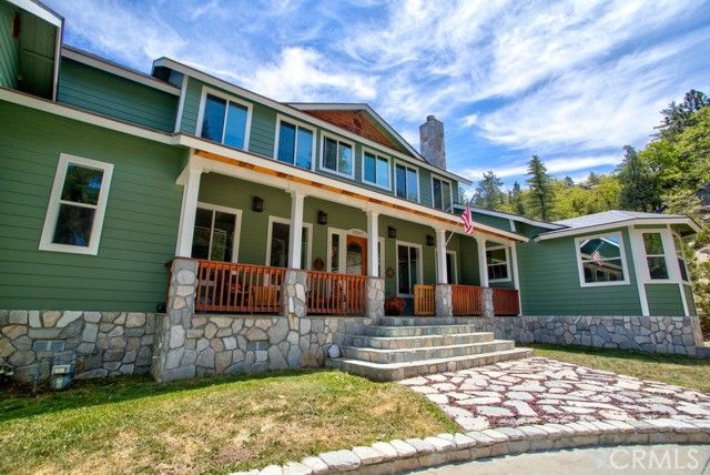 32557 Pine Cone Ct A&B, Running Springs, CA 92382