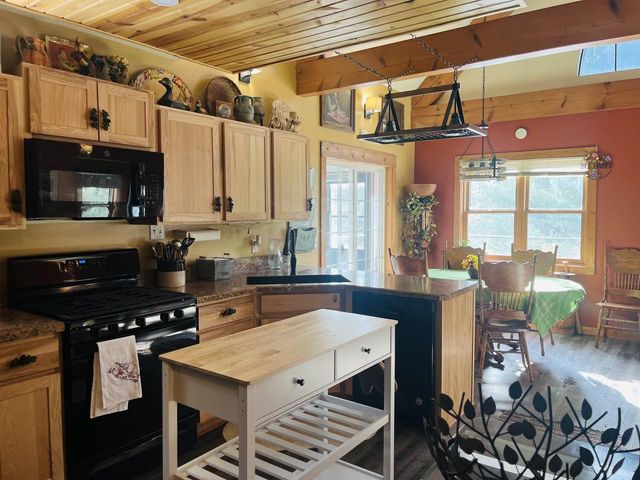 N4750 Whitetail Lane, Elroy, WI 53929