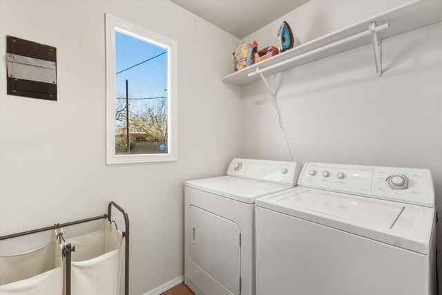 740 Alvarado Drive SE, Albuquerque, NM 87108