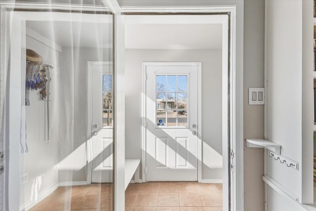 740 Alvarado Drive SE, Albuquerque, NM 87108